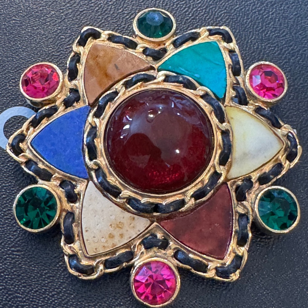 Chanel CC Vintage Byzantine Star Gripoix Agate Brooch Leather 95A Auth - Picture 5 of 6